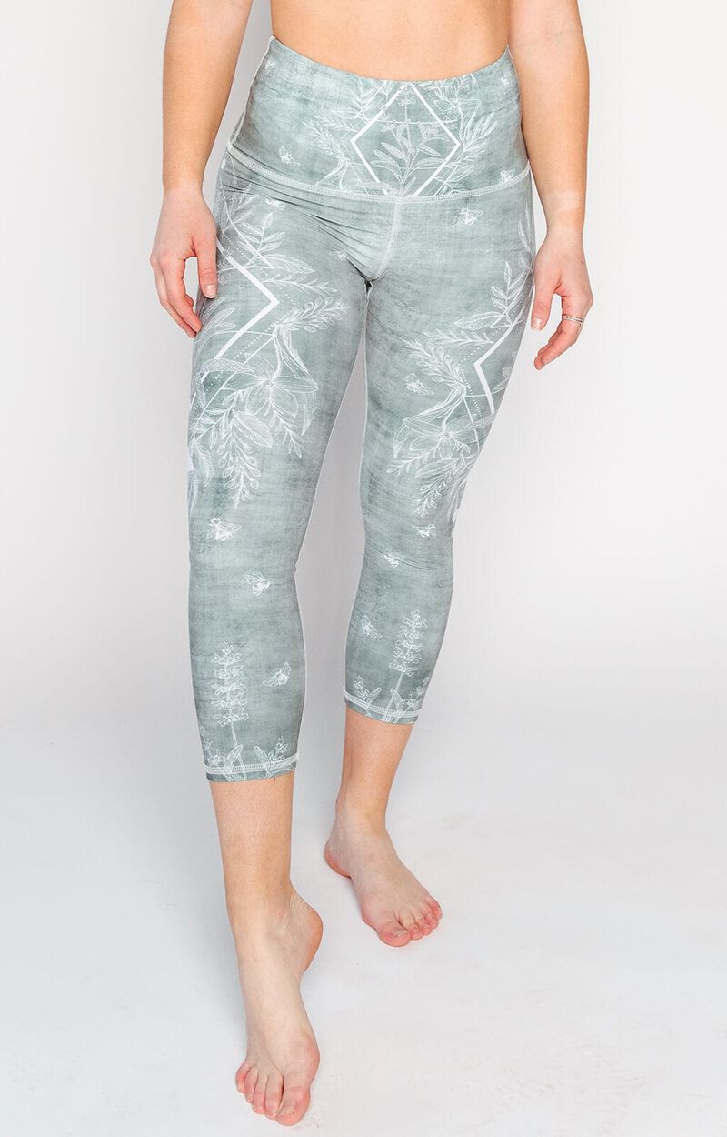 Capri Legging - Pure Sage image number 1