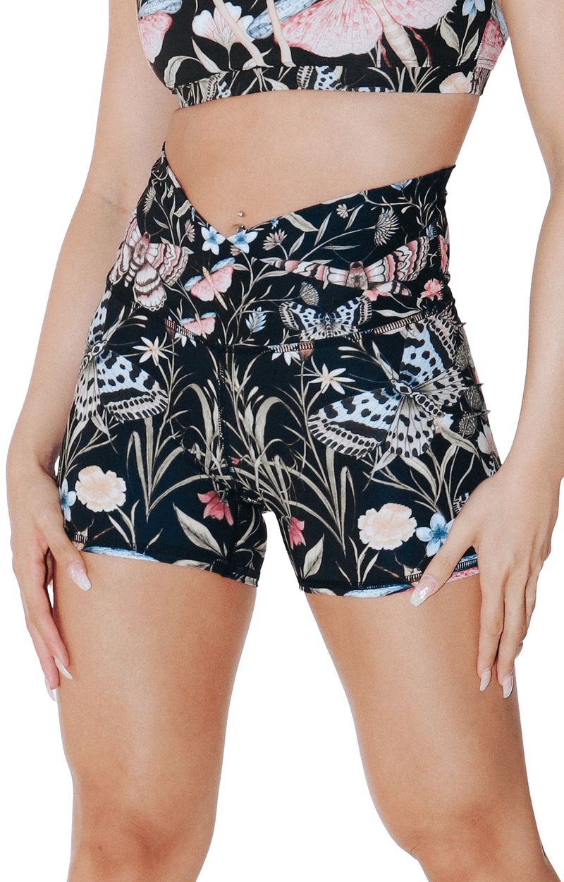 Movement Short - Pretty In Black image number 1
